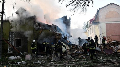 Ataques con drones en Ucrania en edificios residenciales