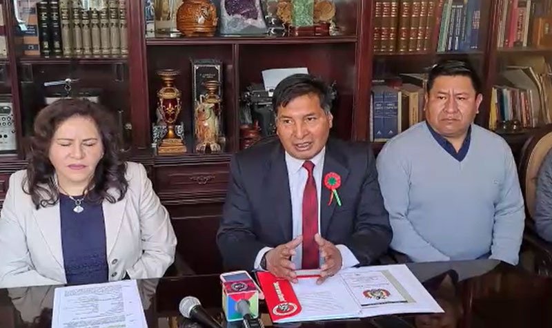 Sobreseimiento a favor de Quelca en conferencia de prensa