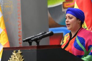 La ministra de la Presidencia, María Nela Prada, critica a Luis Fernando Camacho