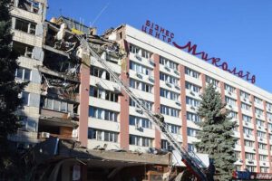Ataque a Mykolaiv con misiles S-300