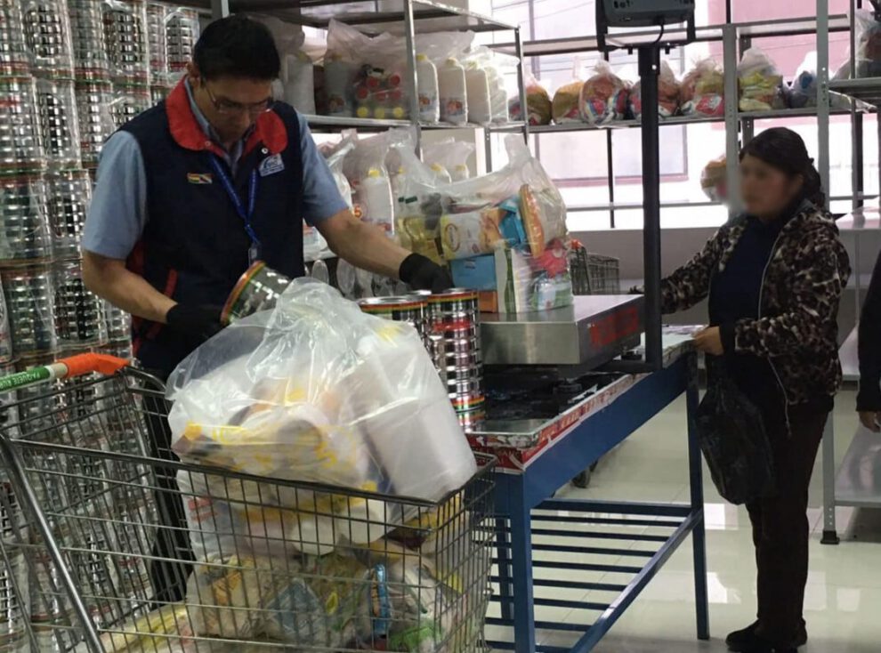 Entrega de subsidio de lactancia en La Paz