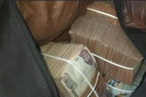 Policía secuestra un millón de bolivianos