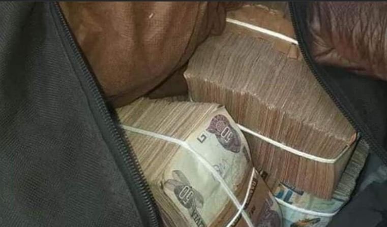 Policía secuestra un millón de bolivianos