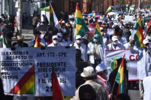 Mesa afirma que el Gobierno usa la violencia para acallar demandas de la sociedad