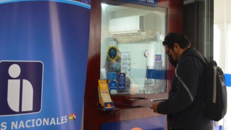 El pago del Impuesto sobre las Utilidades de las Empresas (IUE) es para los contribuyentes clasificados