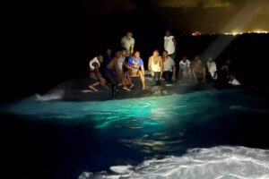 Naufragio de barco con migrantes haitianos en las Bahamas
