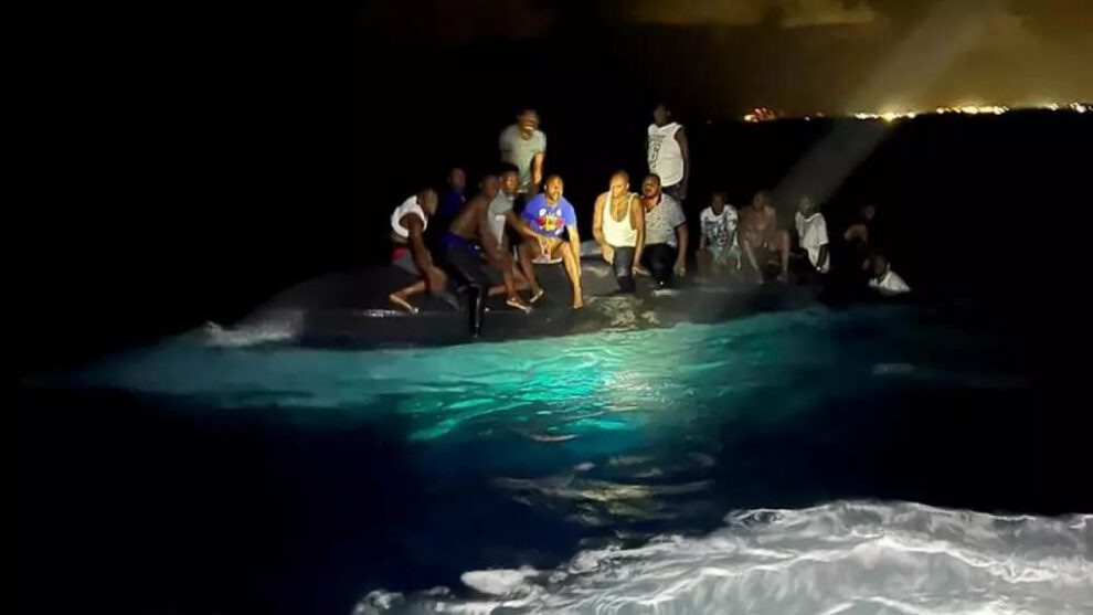 Naufragio de barco con migrantes haitianos en las Bahamas