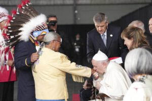 Papa Francisco disculpas indígenas Canadá