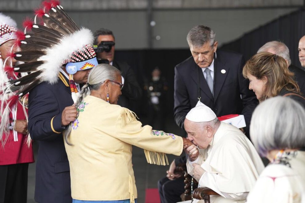 Papa Francisco disculpas indígenas Canadá