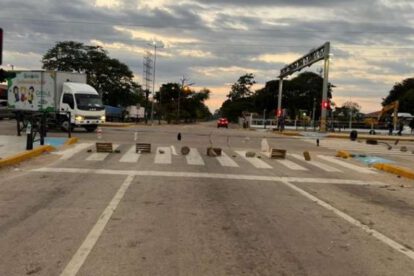 Enfrentamientos en Santa Cruz durante el paro por el Censo 2023