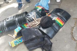 Detención de jóvenes activistas durante marcha