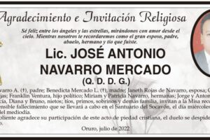 Lic. José Antonio Navarro Mercado en la misa recordatoria