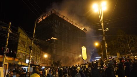 Incendio Mall Gran Vía en La Paz