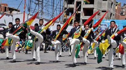 Actos cívicos del 6 de Agosto en Oruro