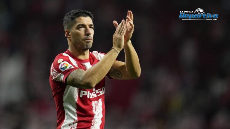 Luis Suárez regresa a Nacional de Montevideo tras dejar el fútbol europeo