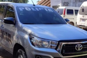 Autos robados en Bolivia utilizados por la Policía en Puerto Quijarro