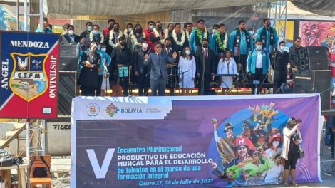 Encuentro Cultural de Músicas y Danzas en Oruro