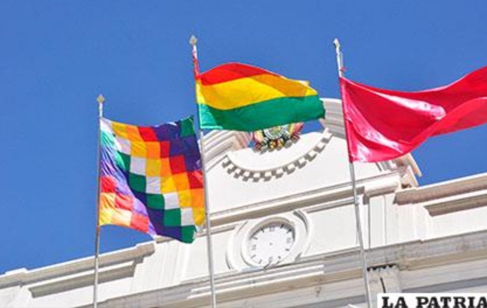embanderamiento en Oruro por fiestas patrias
