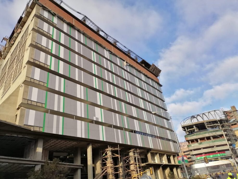 Construcción de parque en Mall Gran Vía