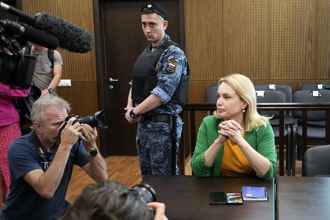 Marina Ovsyannikova durante su audiencia