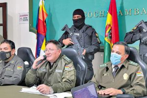 Emboscada a efectivos de la Umopar en Cochabamba