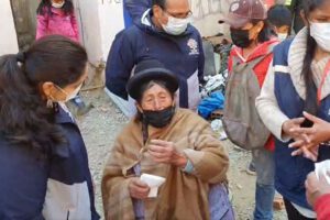 Desalojo erróneo de adulta mayor Agustina Yujra