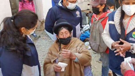 Desalojo erróneo de adulta mayor Agustina Yujra