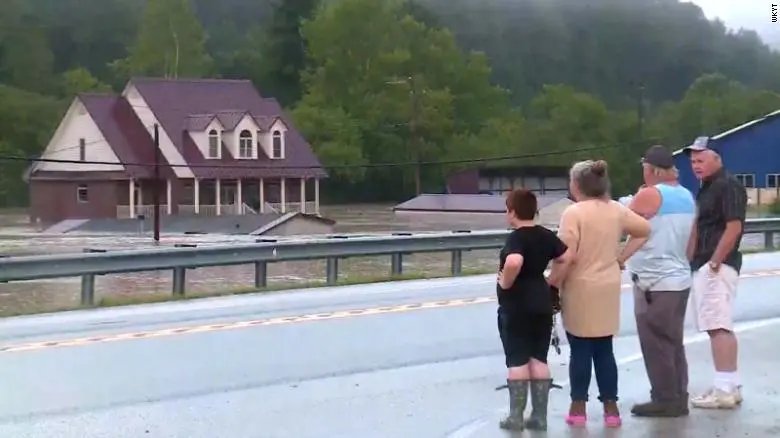 inundaciones en Kentucky que dejaron al menos 15 muertos