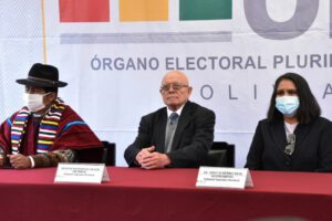 denuncia contra vocales del TSE