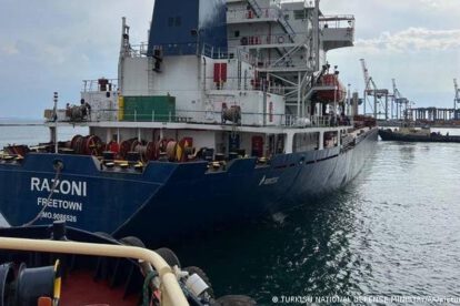 Buque Razoni cargado con 28.000 toneladas de maíz rumbo al Líbano