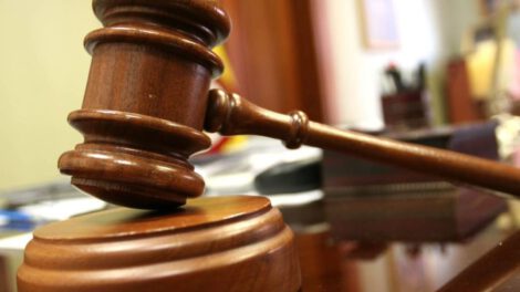Decreto Supremo 4757 como instrumento de limpieza política