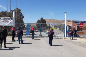 Mineros de Huanuni exigen la presencia del ministro de Minería