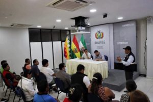 Gobierno reconstruirá el mercado Mutualista tras incendio
