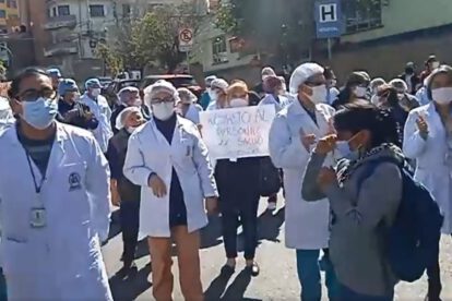 Protesta del sector salud en el Hospital Obrero
