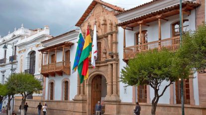 Disturbios en actos cívicos en Sucre