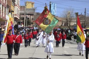 Carnet de vacuna contra el Covid-19 exigido a estudiantes en actos protocolares