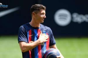 Robert Lewandowski presentado en el Camp Nou