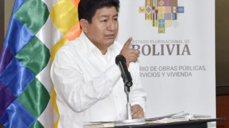 Montaño denuncia golpe de Estado en conferencia de prensa