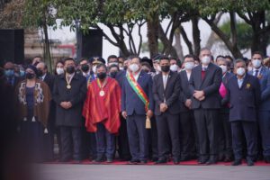 Homenaje a la Independencia de Bolivia con Luis Arce y autoridades
