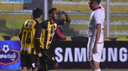 The Strongest derrota a FC Universitario en el Clausura