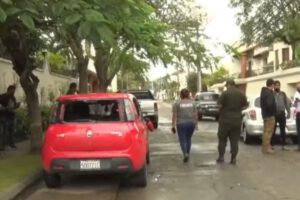 Grupos de choque en Santa Cruz