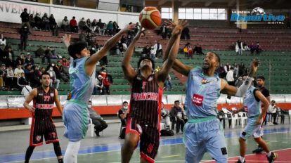 Pichincha ante San Simón en los playoffs de la Libobásquet