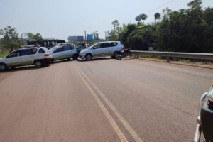paro cívico Beni exigiendo la construcción de la carretera Trinidad-Guayaramerín