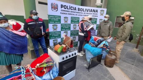 Devolución de objetos recuperados por la Felcc en Oruro