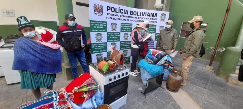 Devolución de objetos recuperados por la Felcc en Oruro