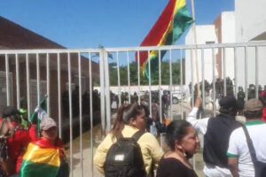 Carlos A.A. aprehendido en posesión de explosivos durante el paro de 48 horas en Santa Cruz