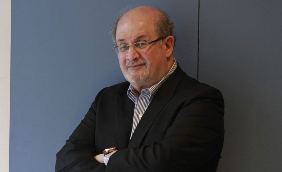 Salman Rushdie atacado con un cuchillo durante presentación en Nueva York