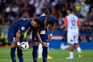 Mbappé y Neymar en el PSG