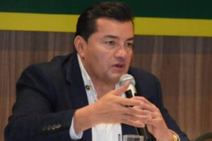 Censo 2023 con Jhonny Fernández en reunión con el INE