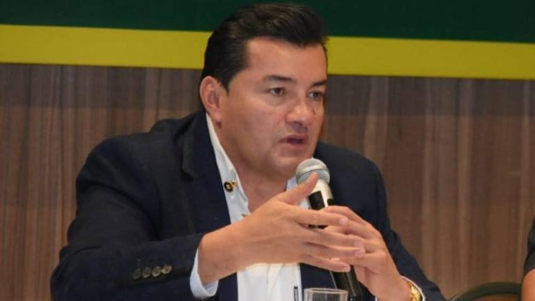Censo 2023 con Jhonny Fernández en reunión con el INE